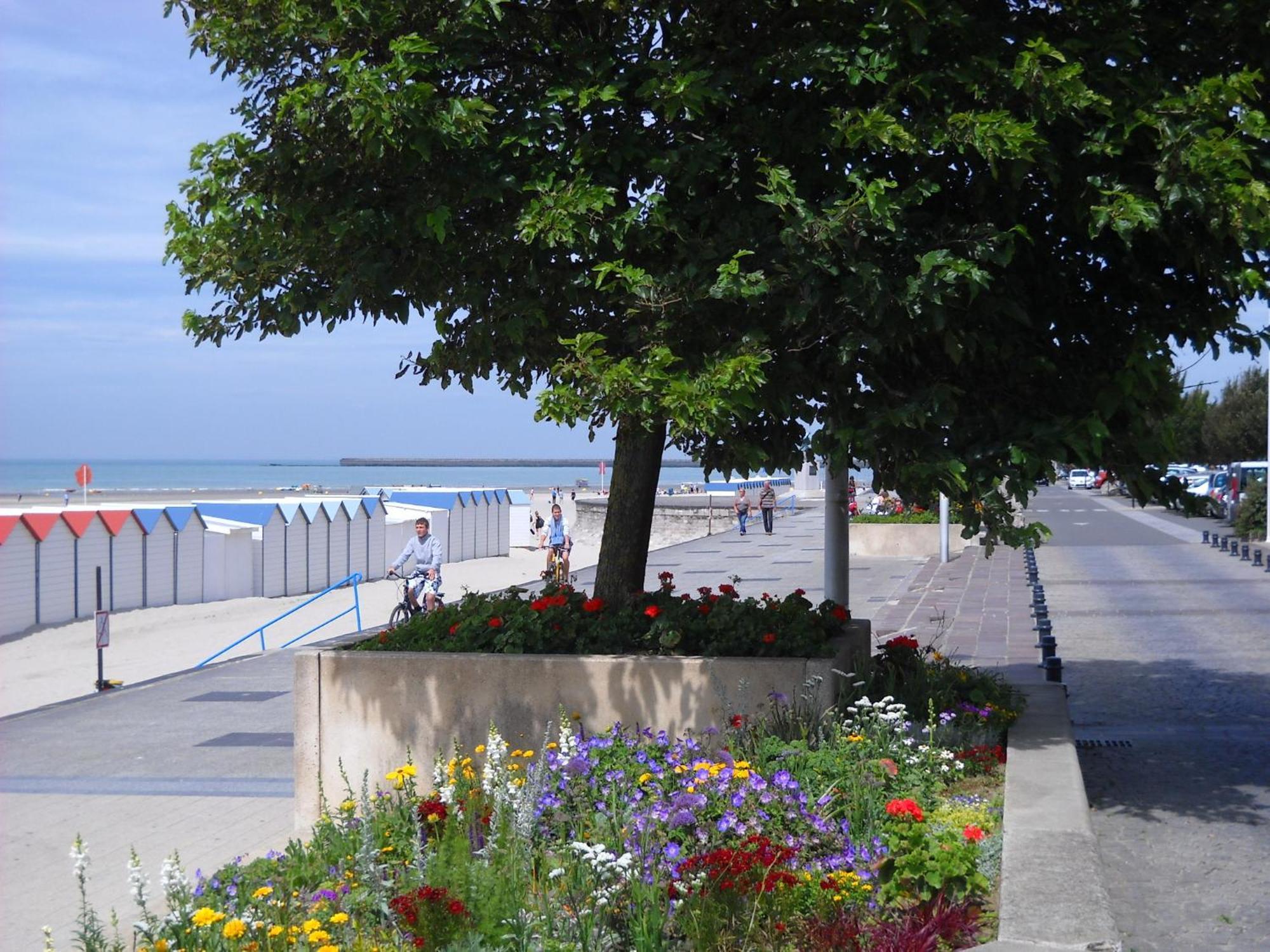Opal'Inn Boulogne-sur-Mer Bagian luar foto